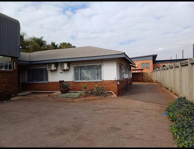 INDUSTRIAL PROPERTY TO RENT IN HENNOPS PARK INDUSTRIAL